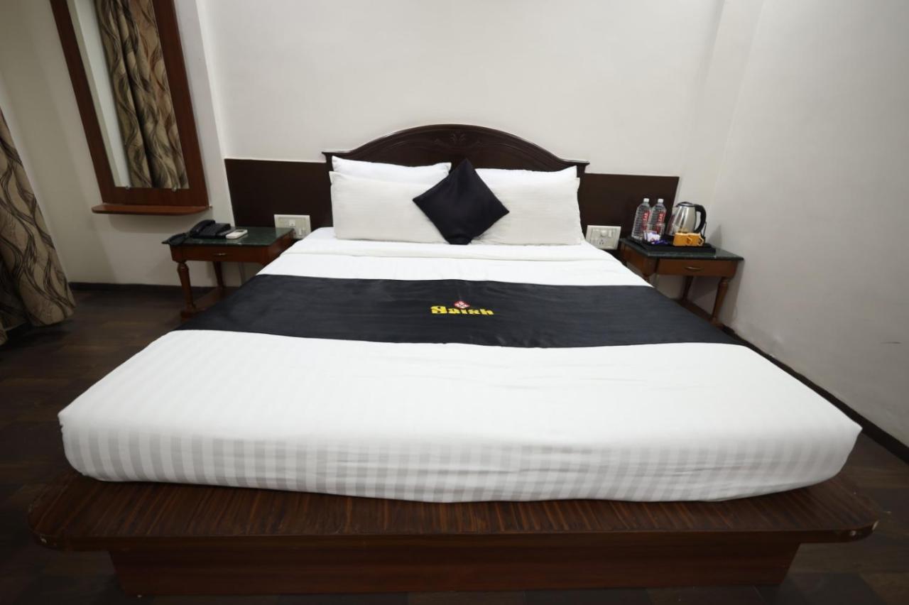 Saish Hotel Shirdi Dış mekan fotoğraf