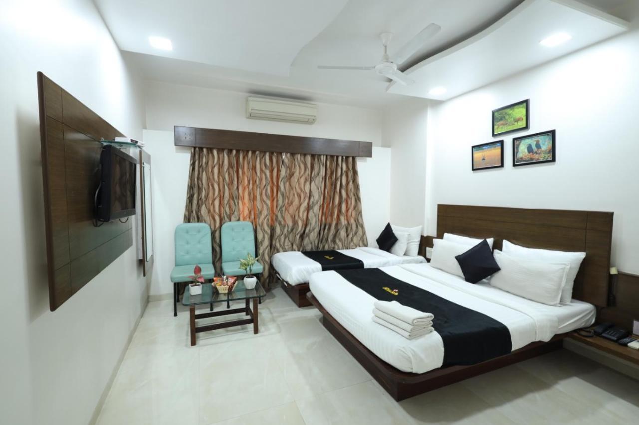 Saish Hotel Shirdi Dış mekan fotoğraf