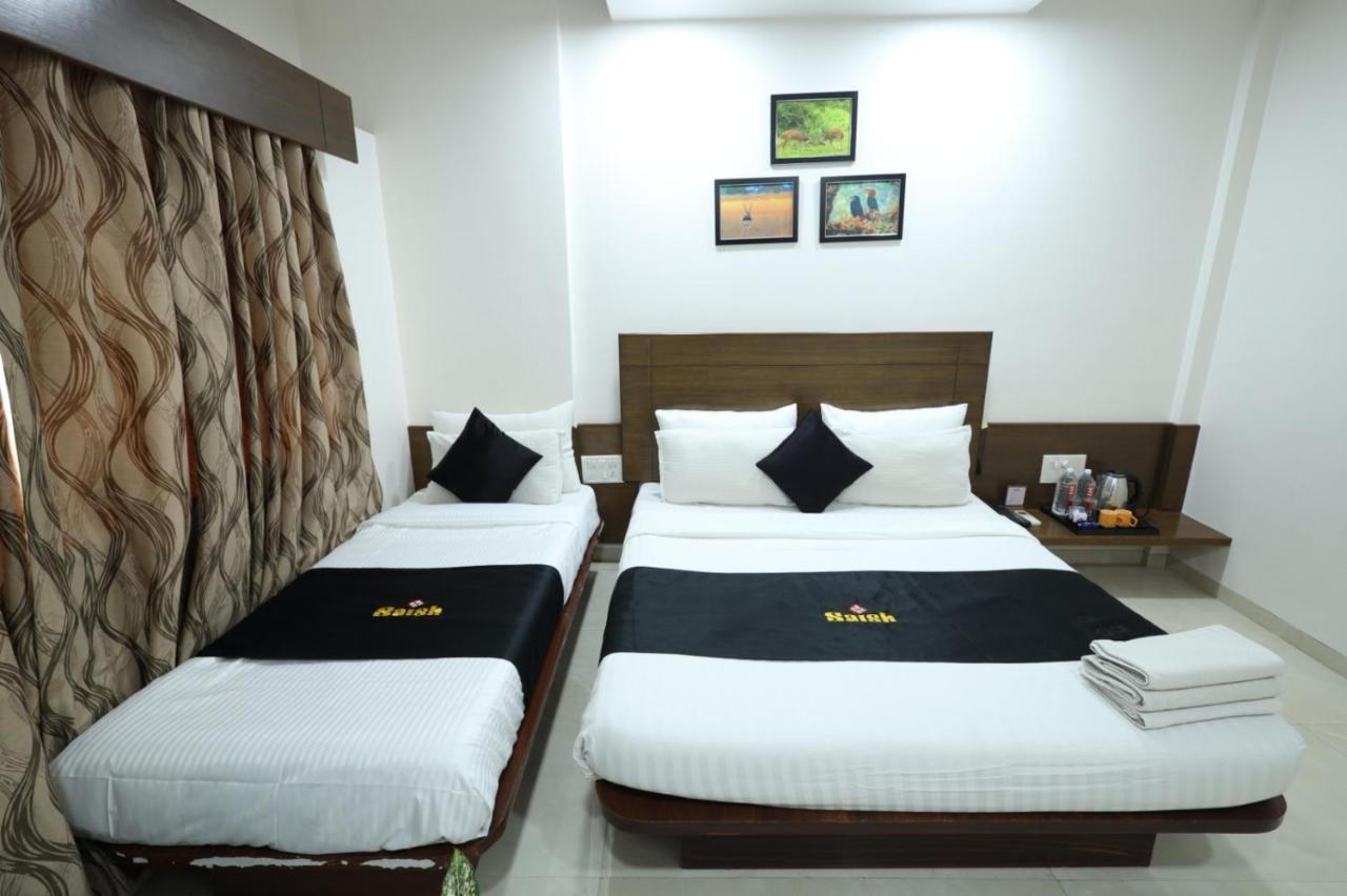 Saish Hotel Shirdi Dış mekan fotoğraf