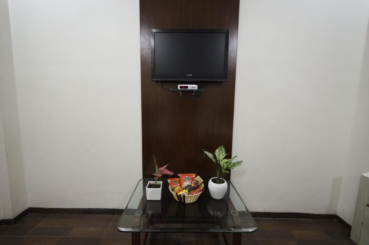 Saish Hotel Shirdi Dış mekan fotoğraf