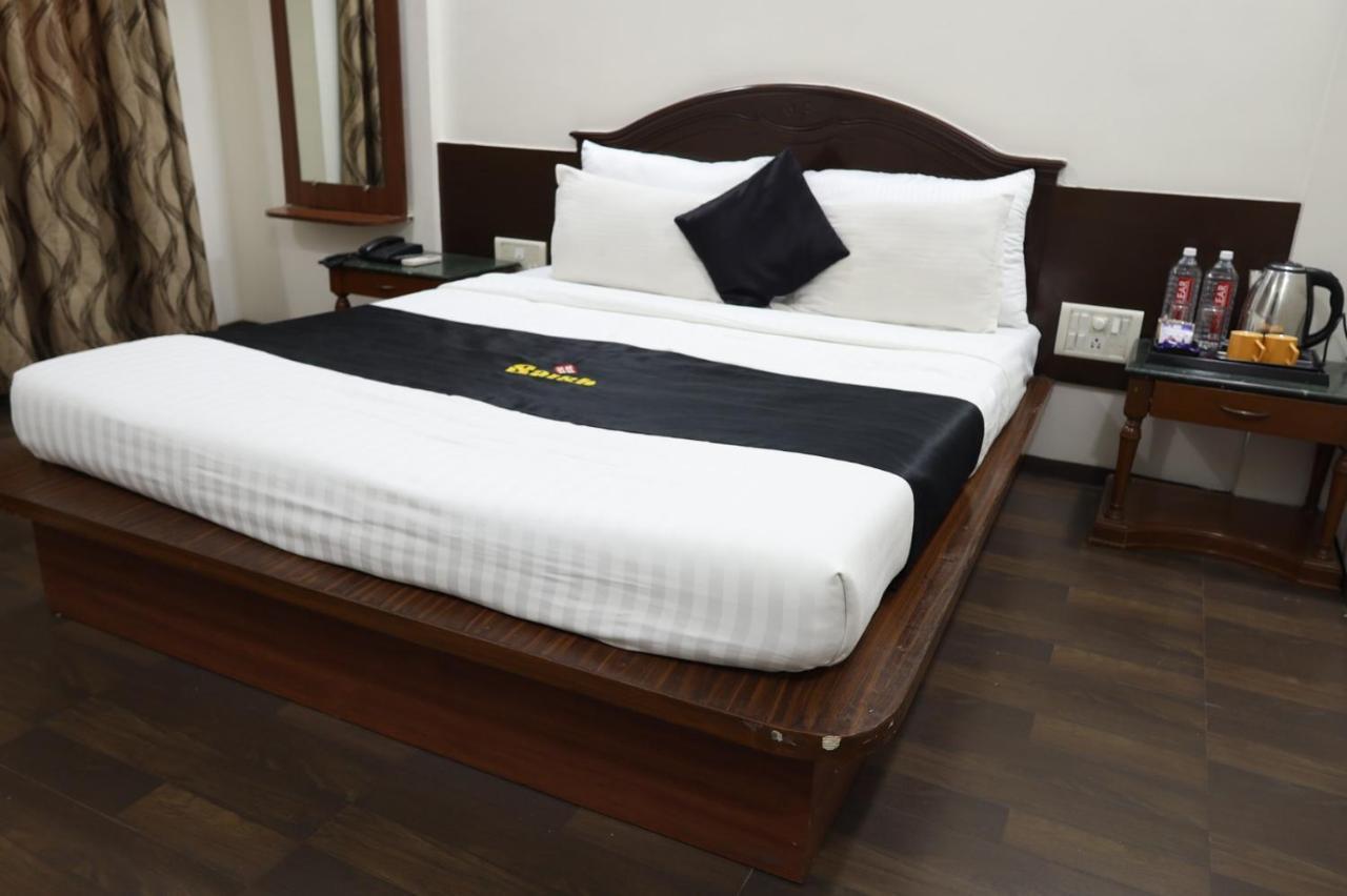 Saish Hotel Shirdi Dış mekan fotoğraf
