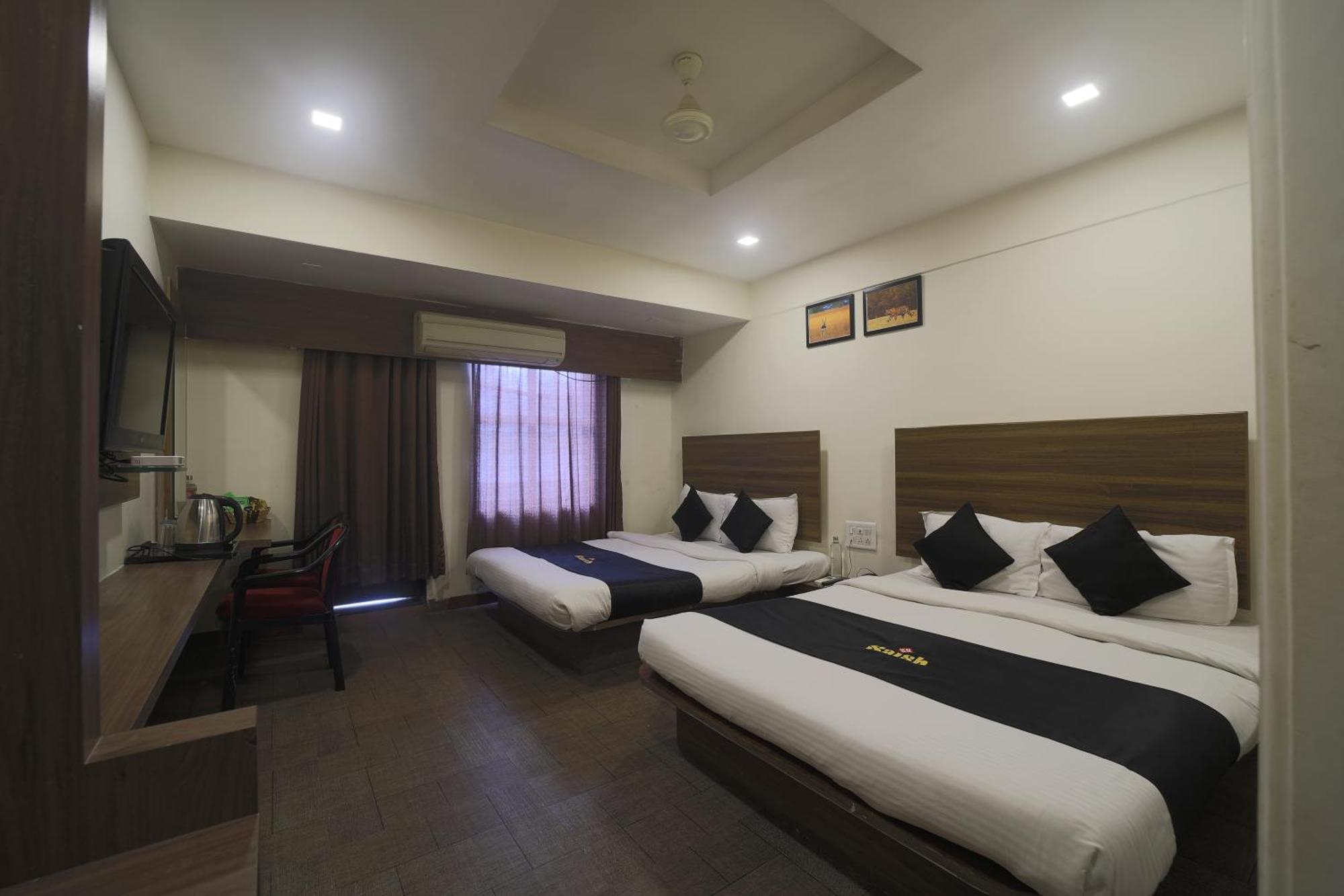 Saish Hotel Shirdi Dış mekan fotoğraf