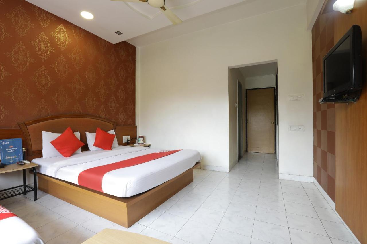 Saish Hotel Shirdi Dış mekan fotoğraf
